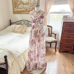 floral maxi dress  Y2K floral maxi dress Miss Avenue size small